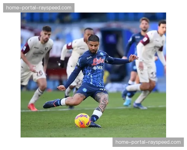 十人作战守住胜果，蒙扎2-1险胜萨勒尼塔纳逃离降级区